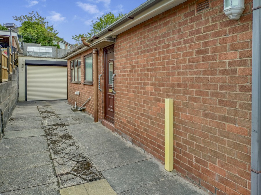 Images for Elm Close, Kidsgrove, Stoke-on-Trent EAID:49b9316610c762073834153eee719ae7 BID:1