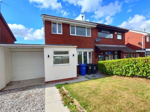 Peckforton View, Kidsgrove