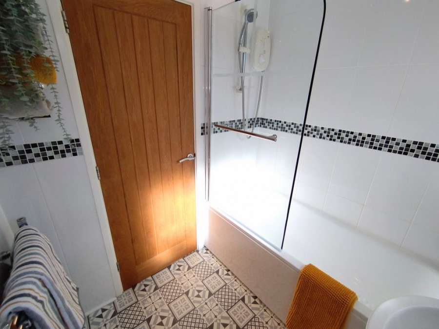 Images for Whiteridge Road, Kidsgrove, Stoke-on-Trent EAID:49b9316610c762073834153eee719ae7 BID:1