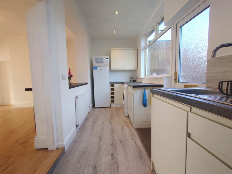 Images for High Street, Sandyford, Stoke-on-Trent EAID:49b9316610c762073834153eee719ae7 BID:1