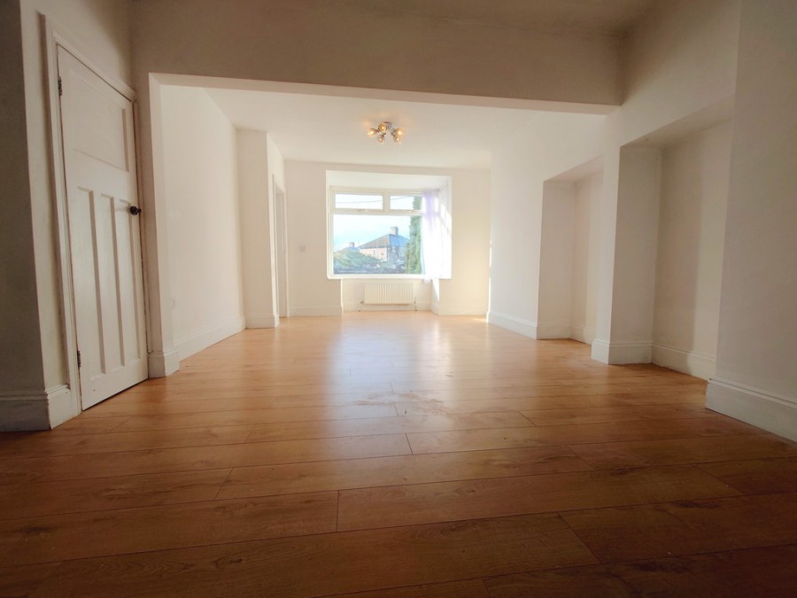 Images for High Street, Sandyford, Stoke-on-Trent EAID:49b9316610c762073834153eee719ae7 BID:1