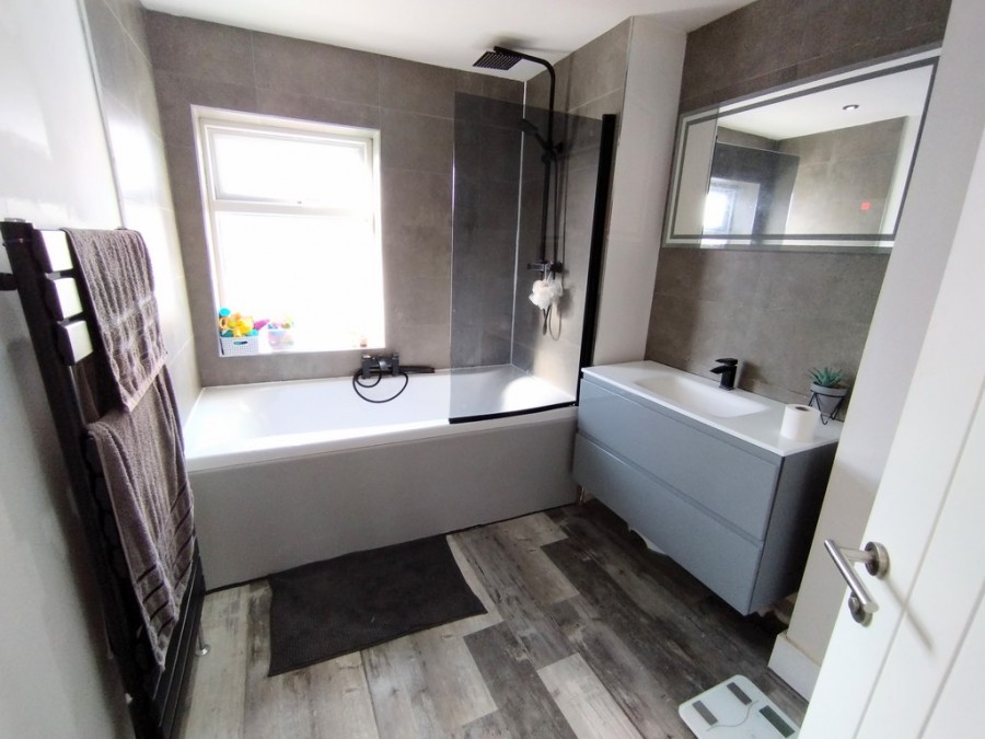 Images for Long Lane, Harriseahead, Stoke-on-Trent EAID:49b9316610c762073834153eee719ae7 BID:1