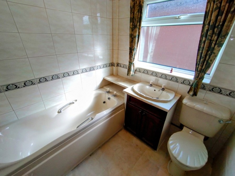 Images for Pine Close, Talke, Stoke-on-Trent EAID:49b9316610c762073834153eee719ae7 BID:1