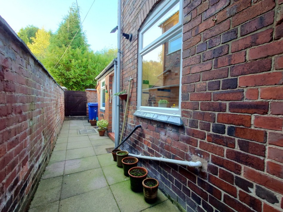 Images for Stonebank Road, Kidsgrove, Stoke-on-Trent EAID:49b9316610c762073834153eee719ae7 BID:1