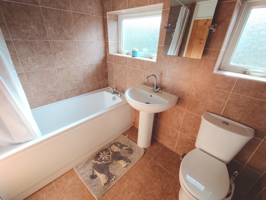 Images for Uffington Parade, Stoke-on-Trent EAID:49b9316610c762073834153eee719ae7 BID:1