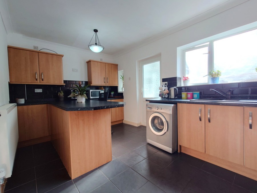Images for Uffington Parade, Stoke-on-Trent EAID:49b9316610c762073834153eee719ae7 BID:1