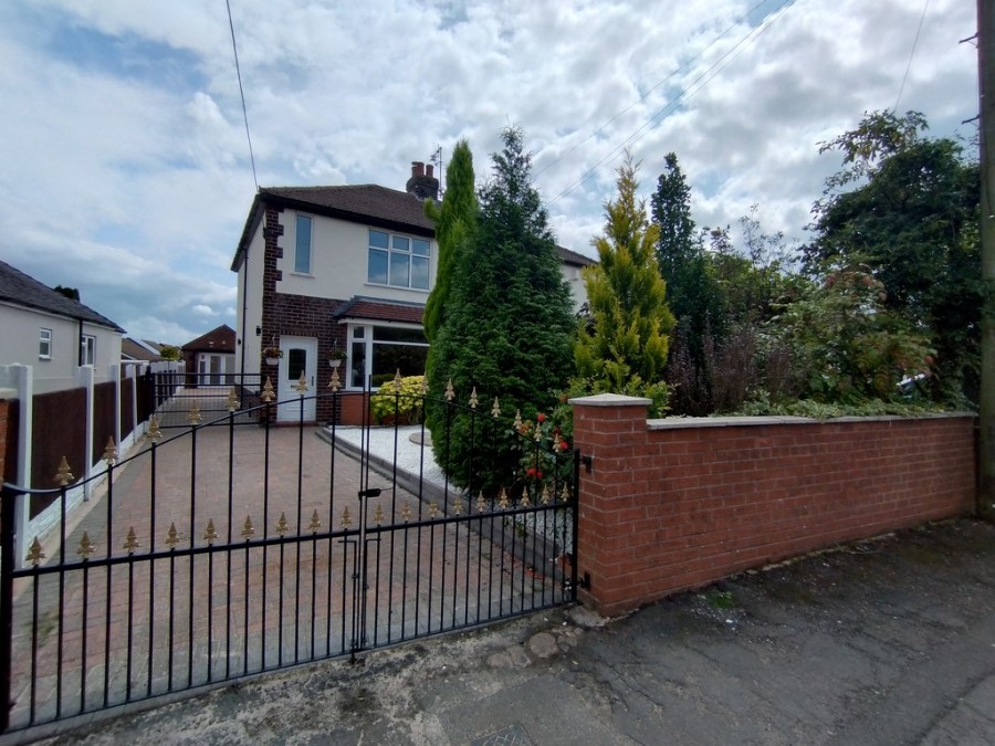 Images for Long Lane, Harriseahead, Stoke-on-Trent EAID:49b9316610c762073834153eee719ae7 BID:1