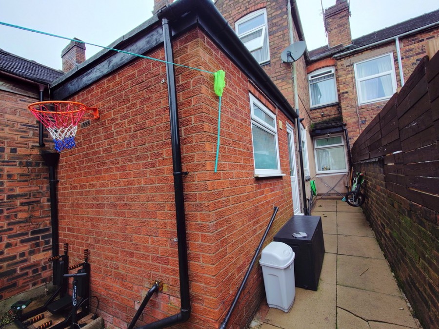 Images for Ford Green Road, Smallthorne, Stoke-on-Trent EAID:49b9316610c762073834153eee719ae7 BID:1