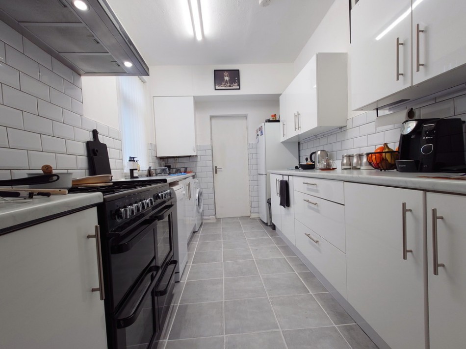 Images for Ford Green Road, Smallthorne, Stoke-on-Trent EAID:49b9316610c762073834153eee719ae7 BID:1
