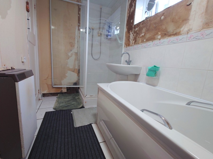 Images for Drubbery Lane, Blurton, Stoke-on-Trent EAID:49b9316610c762073834153eee719ae7 BID:1