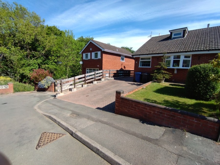 Images for Willow Close, Kidsgrove EAID:49b9316610c762073834153eee719ae7 BID:1