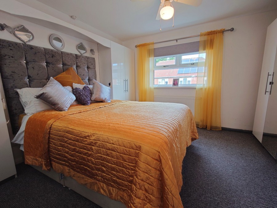 Images for Jesmond Grove, Blurton, Stoke-on-Trent EAID:49b9316610c762073834153eee719ae7 BID:1