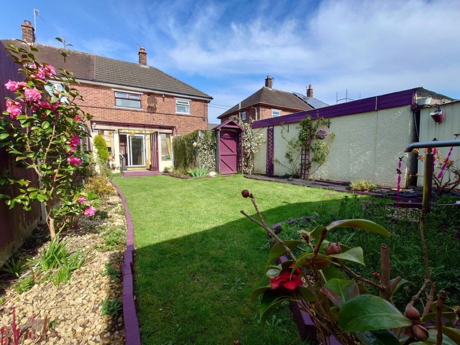 Images for Jesmond Grove, Blurton, Stoke-on-Trent EAID:49b9316610c762073834153eee719ae7 BID:1