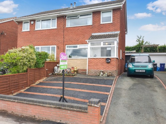 View Full Details for Peckforton View, Kidsgrove, Stoke-on-Trent - EAID:49b9316610c762073834153eee719ae7, BID:1