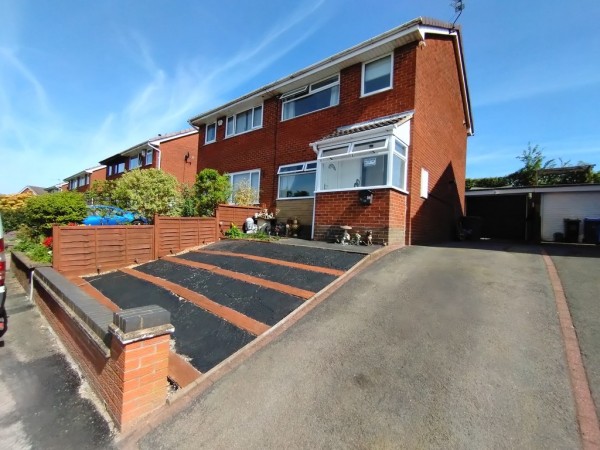 Peckforton View, Kidsgrove, Stoke-on-Trent - EAID:49b9316610c762073834153eee719ae7, BID:1