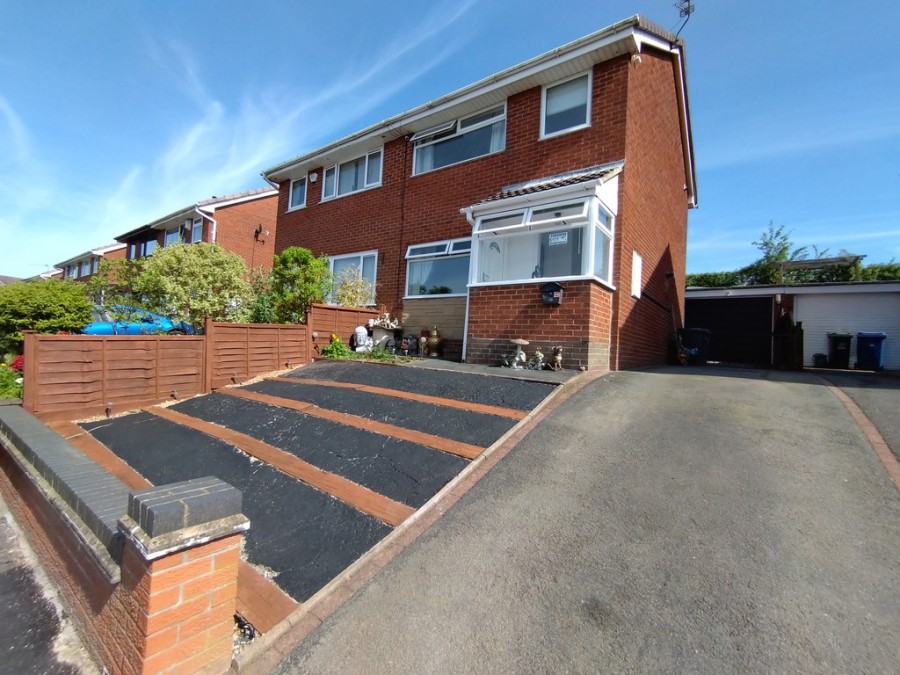 Images for Peckforton View, Kidsgrove, Stoke-on-Trent EAID:49b9316610c762073834153eee719ae7 BID:1
