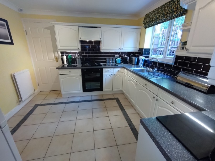 Images for Overwood Place, Stoke-on-Trent EAID:49b9316610c762073834153eee719ae7 BID:1
