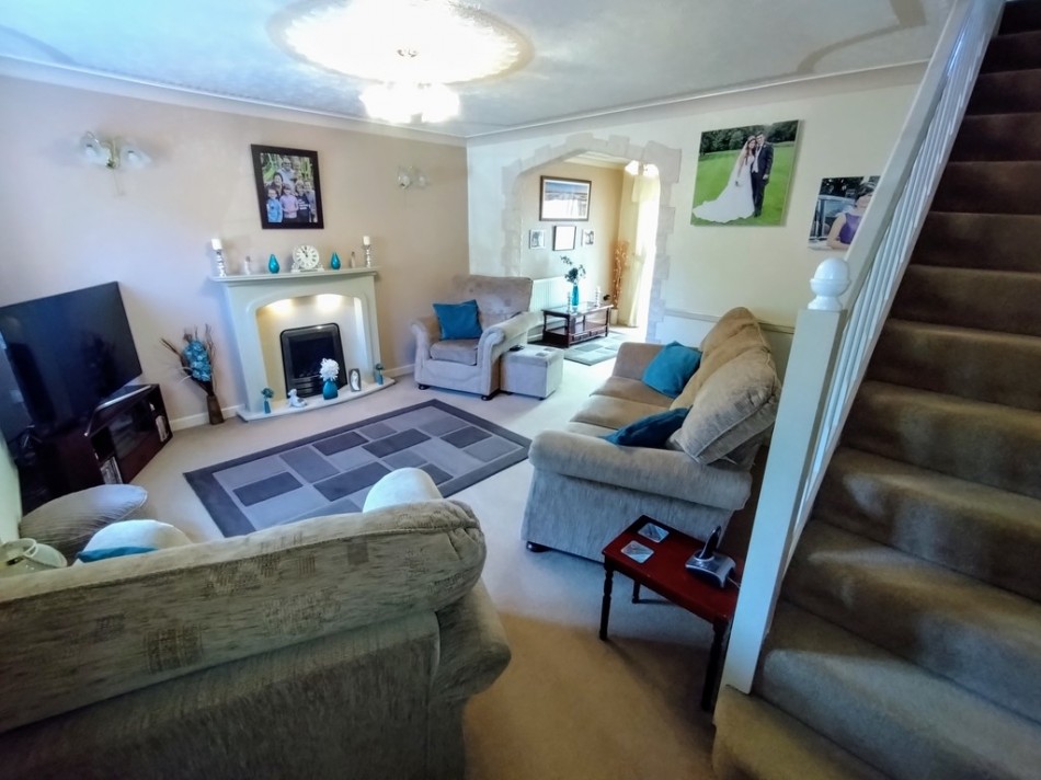 Images for Waterloo Grove, Kidsgrove EAID:49b9316610c762073834153eee719ae7 BID:1