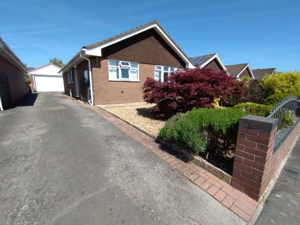 Laurel Drive, Harriseahead, Stoke-on-Trent - EAID:49b9316610c762073834153eee719ae7, BID:1