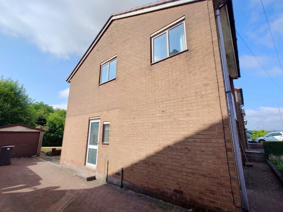 Images for Windmill Avenue, Kidsgrove, Stoke-on-Trent EAID:49b9316610c762073834153eee719ae7 BID:1