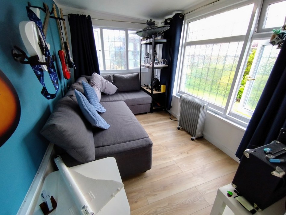 Images for Brown Lees Road, Brown Lees, Stoke-on-Trent EAID:49b9316610c762073834153eee719ae7 BID:1