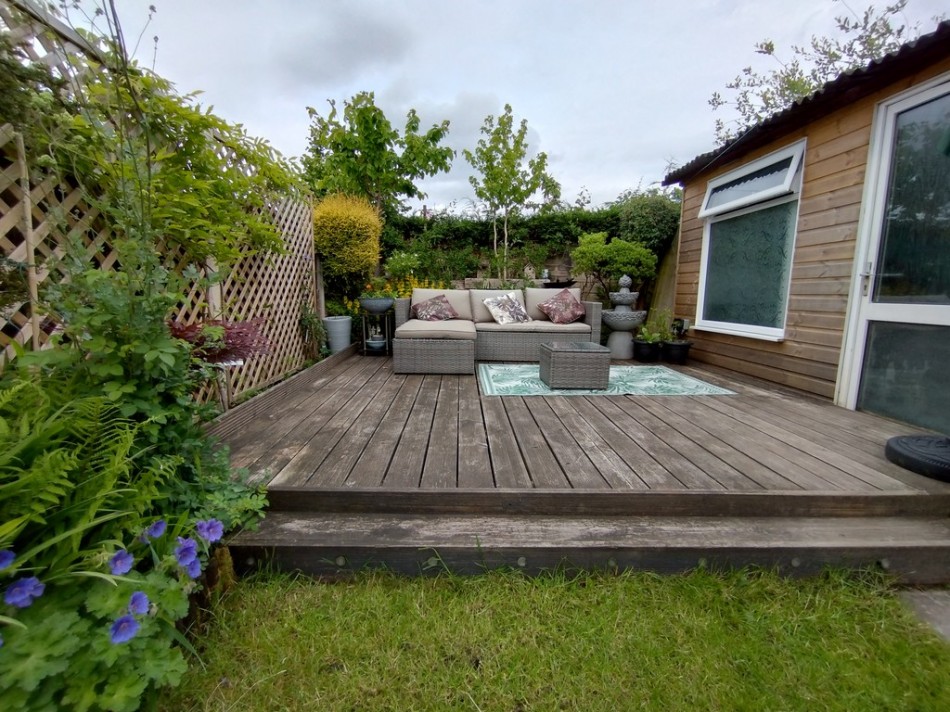 Images for Brown Lees Road, Brown Lees, Stoke-on-Trent EAID:49b9316610c762073834153eee719ae7 BID:1