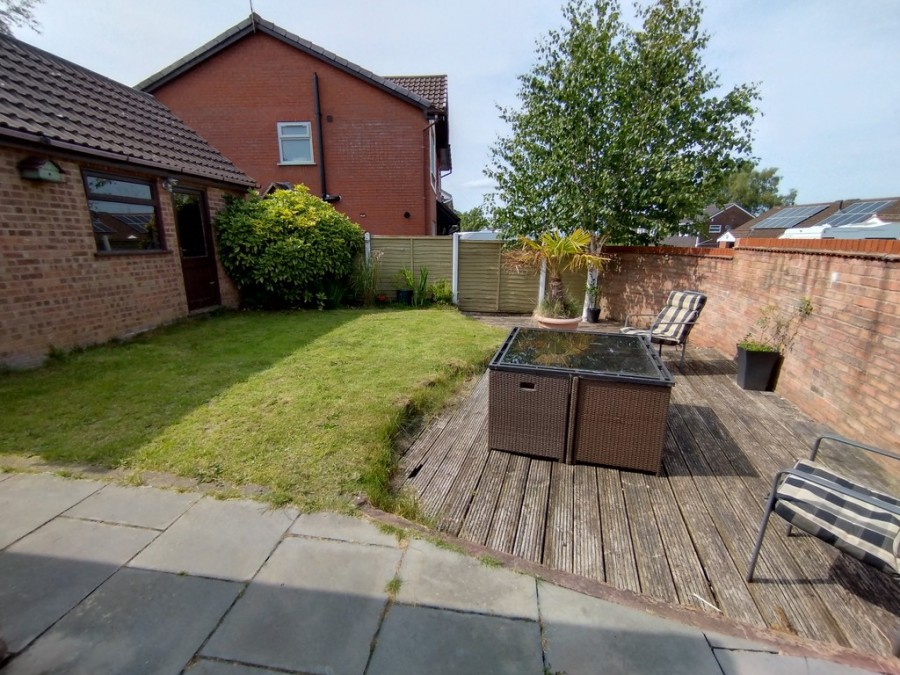 Images for Springfield Drive, Kidsgrove, Stoke-on-Trent EAID:49b9316610c762073834153eee719ae7 BID:1