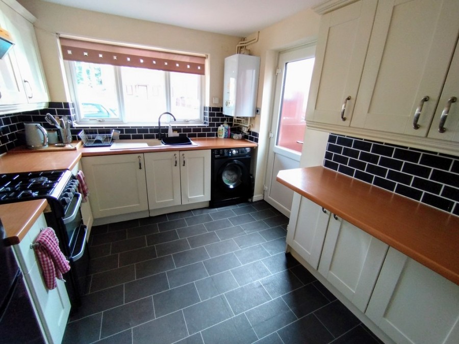 Images for Springfield Drive, Kidsgrove, Stoke-on-Trent EAID:49b9316610c762073834153eee719ae7 BID:1