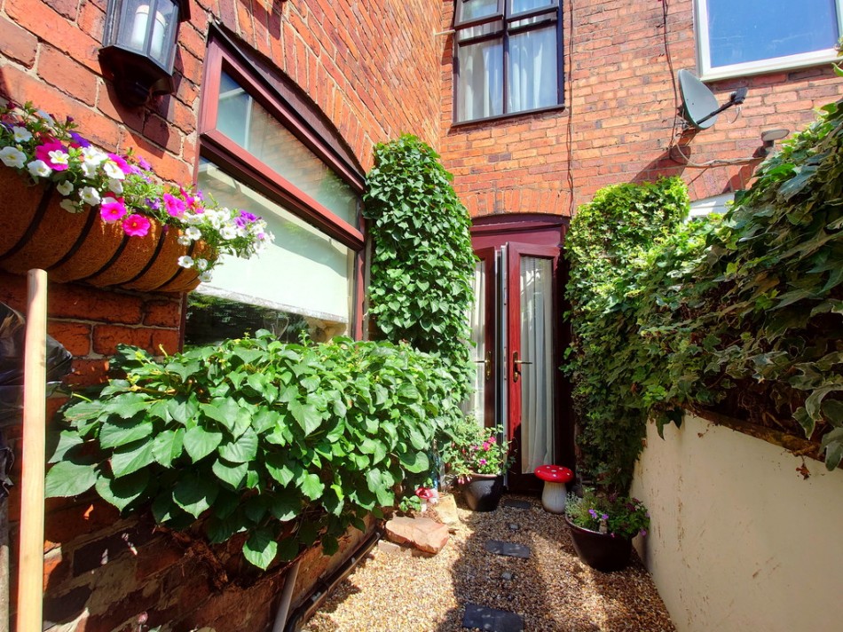 Images for Quarry Terrace, Kidsgrove, Stoke-on-Trent EAID:49b9316610c762073834153eee719ae7 BID:1