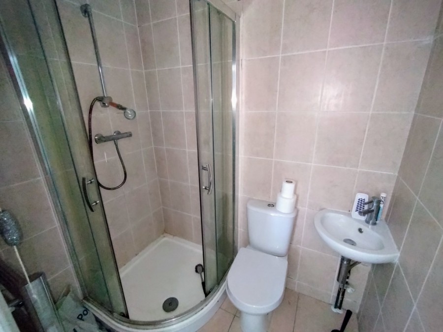 Images for Kidsgrove, Stoke-on-Trent EAID:49b9316610c762073834153eee719ae7 BID:1