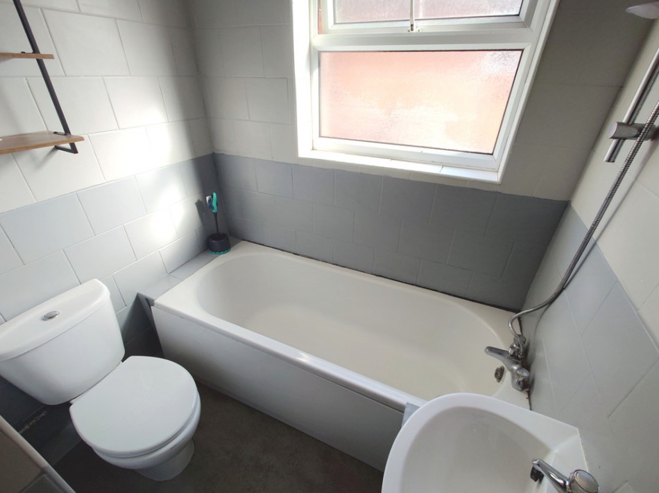 Images for Galleys Bank, Kidsgrove, Stoke-on-Trent EAID:49b9316610c762073834153eee719ae7 BID:1