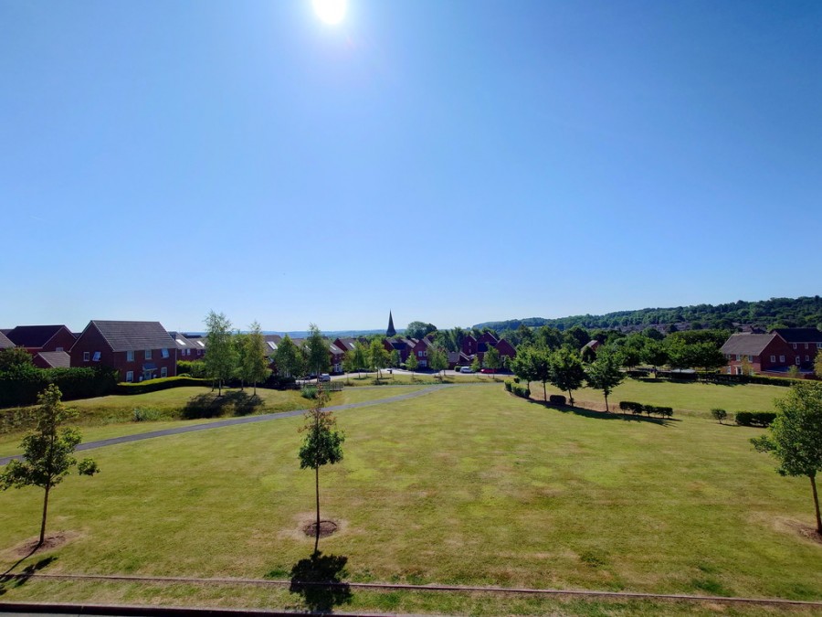 Images for Sutton Avenue, Silverdale, Newcastle EAID:49b9316610c762073834153eee719ae7 BID:1