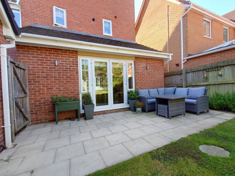 Images for Sutton Avenue, Silverdale, Newcastle EAID:49b9316610c762073834153eee719ae7 BID:1