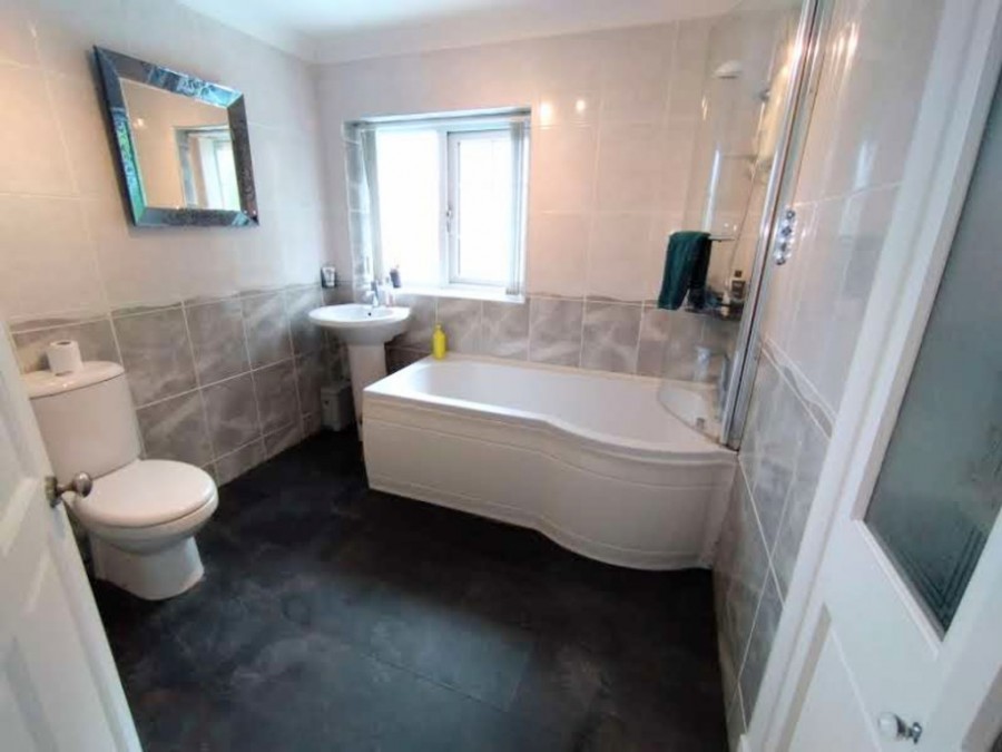 Images for High Street, Newchapel, Stoke-on-Trent EAID:49b9316610c762073834153eee719ae7 BID:1