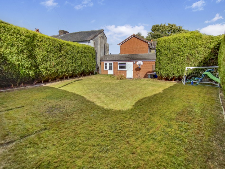 Images for High Street, Newchapel, Stoke-on-Trent EAID:49b9316610c762073834153eee719ae7 BID:1