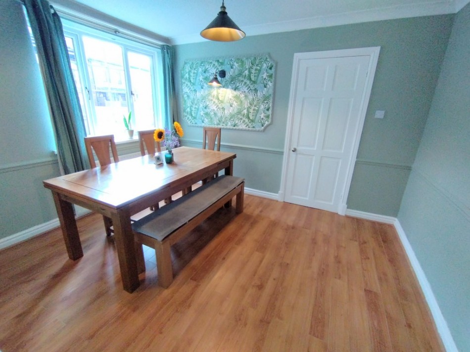 Images for High Street, Newchapel, Stoke-on-Trent EAID:49b9316610c762073834153eee719ae7 BID:1