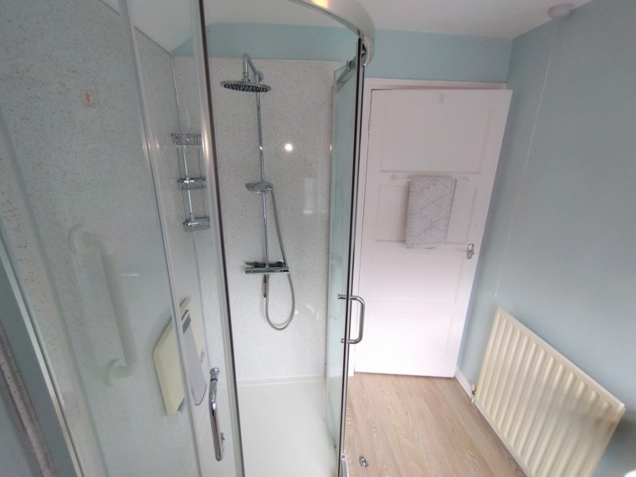 Images for Ian Road, Newchapel EAID:49b9316610c762073834153eee719ae7 BID:1