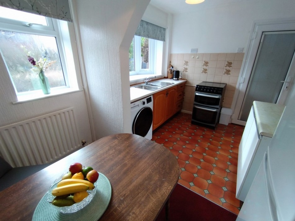 Images for Ian Road, Newchapel EAID:49b9316610c762073834153eee719ae7 BID:1