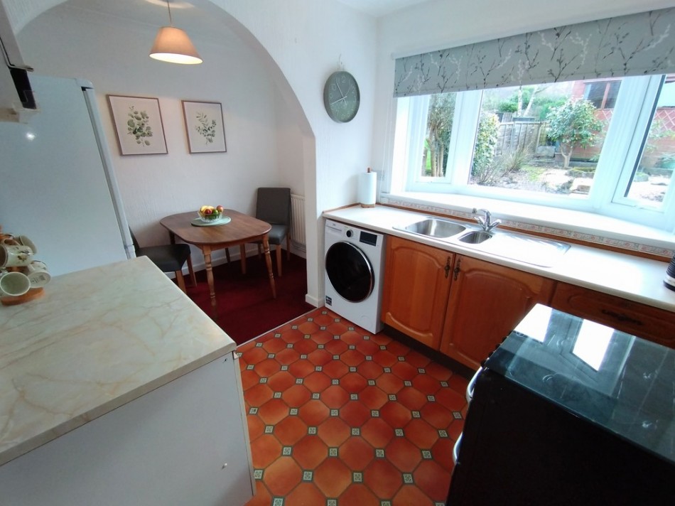 Images for Ian Road, Newchapel EAID:49b9316610c762073834153eee719ae7 BID:1