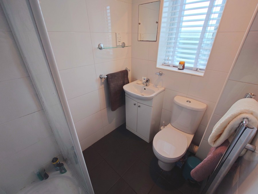 Images for Silverstone Crescent, Packmoor, Stoke-on-Trent EAID:49b9316610c762073834153eee719ae7 BID:1