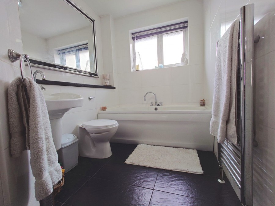 Images for Silverstone Crescent, Packmoor, Stoke-on-Trent EAID:49b9316610c762073834153eee719ae7 BID:1