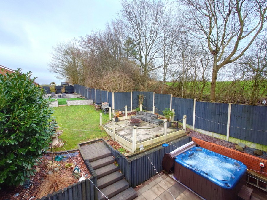 Images for Silverstone Crescent, Packmoor, Stoke-on-Trent EAID:49b9316610c762073834153eee719ae7 BID:1