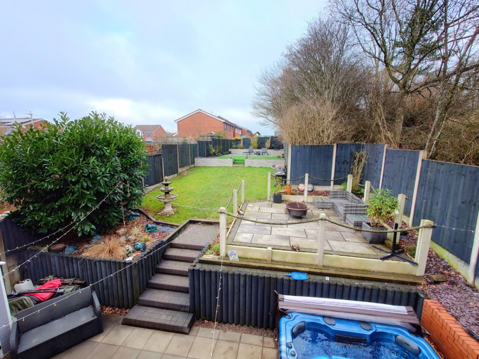 Images for Silverstone Crescent, Packmoor, Stoke-on-Trent EAID:49b9316610c762073834153eee719ae7 BID:1