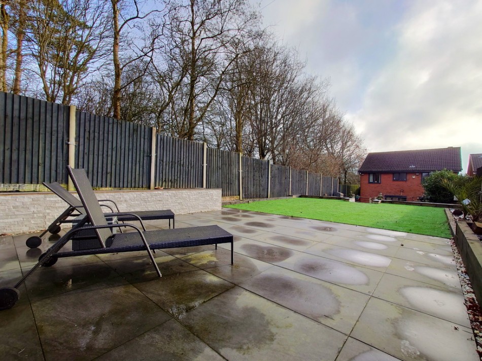 Images for Silverstone Crescent, Packmoor, Stoke-on-Trent EAID:49b9316610c762073834153eee719ae7 BID:1