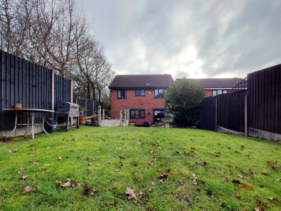 Images for Silverstone Crescent, Packmoor, Stoke-on-Trent EAID:49b9316610c762073834153eee719ae7 BID:1