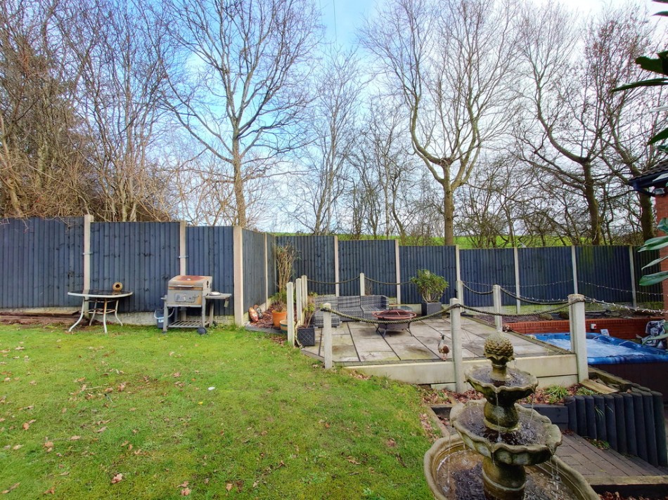 Images for Silverstone Crescent, Packmoor, Stoke-on-Trent EAID:49b9316610c762073834153eee719ae7 BID:1