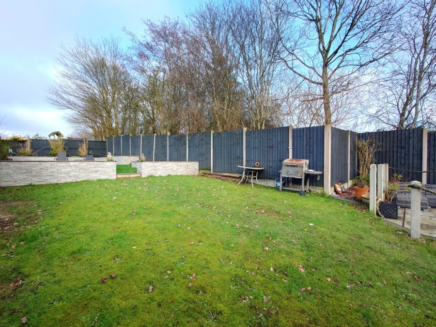 Images for Silverstone Crescent, Packmoor, Stoke-on-Trent EAID:49b9316610c762073834153eee719ae7 BID:1