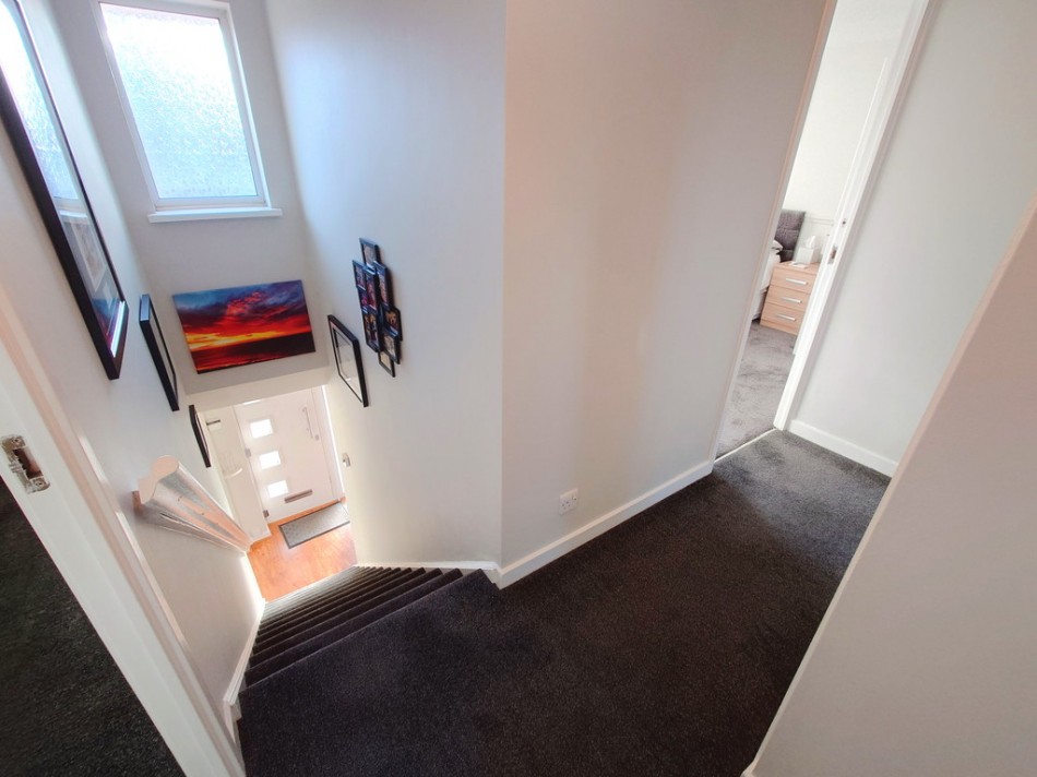 Images for Rossett Grove, Packmoor, Stoke-on-Trent EAID:49b9316610c762073834153eee719ae7 BID:1