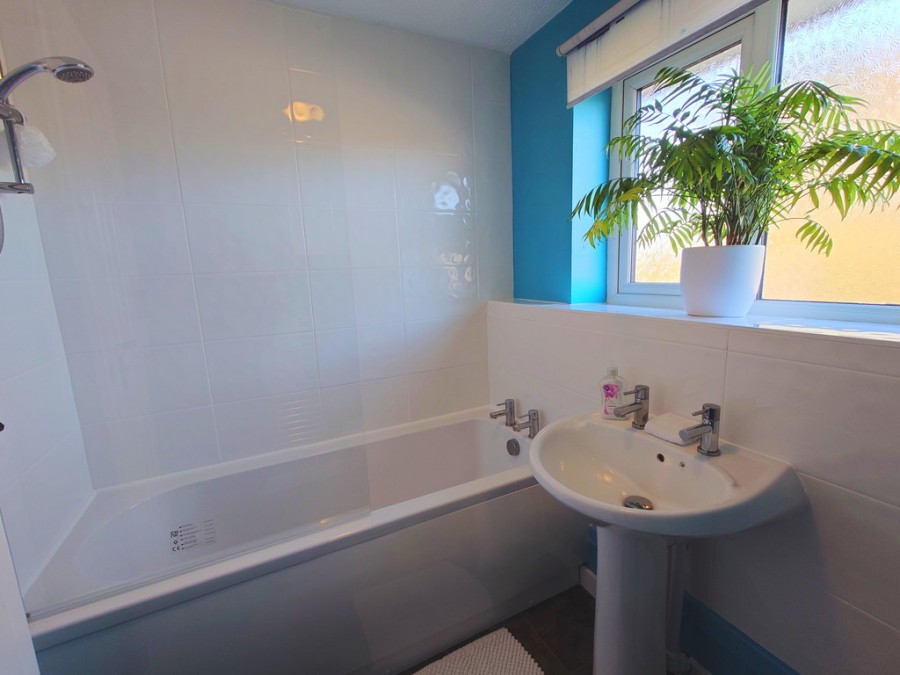 Images for Rossett Grove, Packmoor, Stoke-on-Trent EAID:49b9316610c762073834153eee719ae7 BID:1