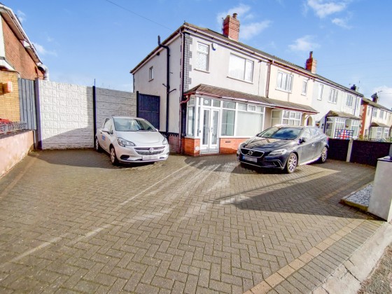 View Full Details for High Street, Sandyford - EAID:49b9316610c762073834153eee719ae7, BID:1